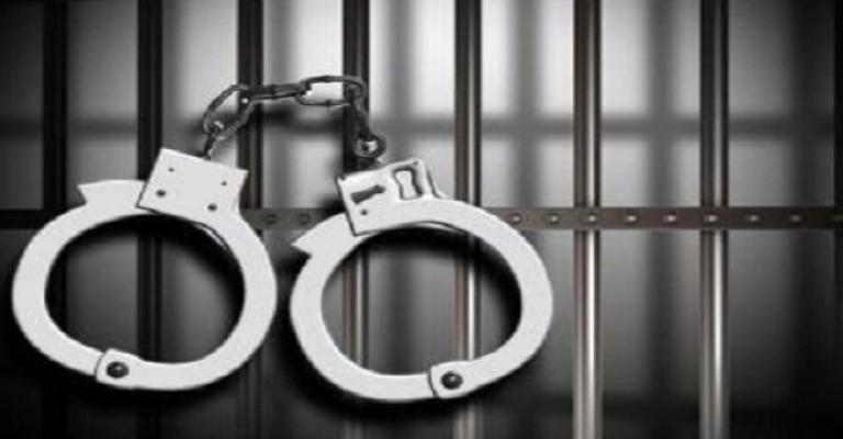 الأمن:القبض على مطلوب خطير في العقبة الأمن:القبض على مطلوب خطير في العقبة