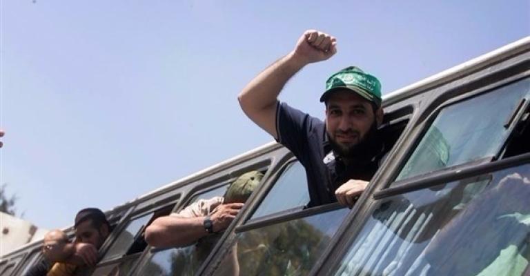 منع إقامة عزاء للشهيد مازن فقهاء في اربد منع إقامة عزاء للشهيد مازن فقهاء في اربد