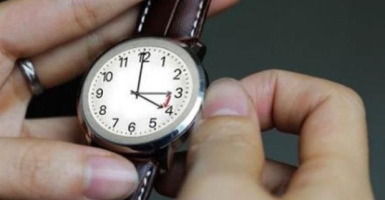 بدء العمل بالتوقيت الصيفي منتصف ليلة الخميس بدء العمل بالتوقيت الصيفي منتصف ليلة الخميس