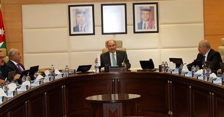 الحكومة تقر 14 مشروع قانون لتطوير الجهاز القضائي