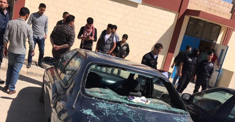 توقيف المعتدين على مدرسة المرقب بعد إحالتهم للقضاء توقيف المعتدين على مدرسة المرقب بعد إحالتهم للقضاء