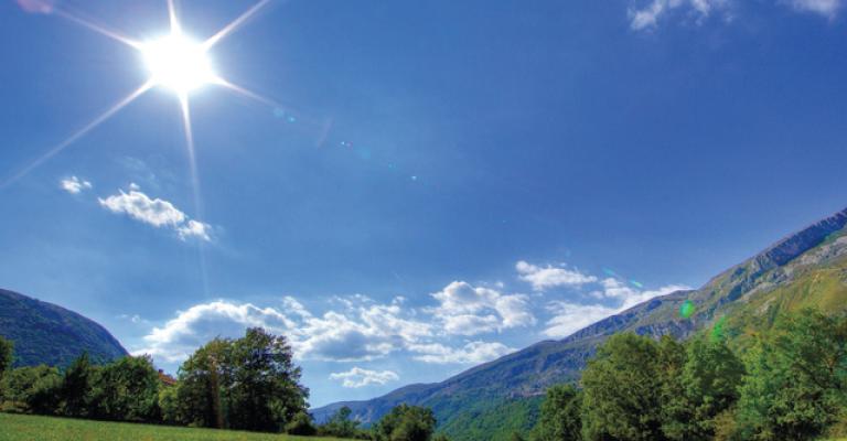 أجواء ربيعية والحرارة أعلى من معدلاتها أجواء ربيعية والحرارة أعلى من معدلاتها