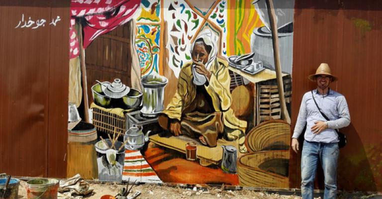 لاجئون سوريّون يلوّنون الصحراء الأردنيّة لاجئون سوريّون يلوّنون الصحراء الأردنيّة