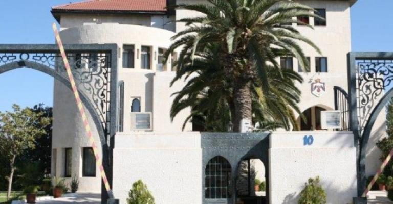 وفاة و4 إصابات بحريق بأحد مباني الرئاسة وفاة و4 إصابات بحريق بأحد مباني الرئاسة