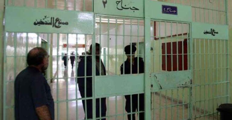 توقيف المحققين مع موقوف توفي بمركز الجيزة.. والعشيرة ترفض استلام الجثمان