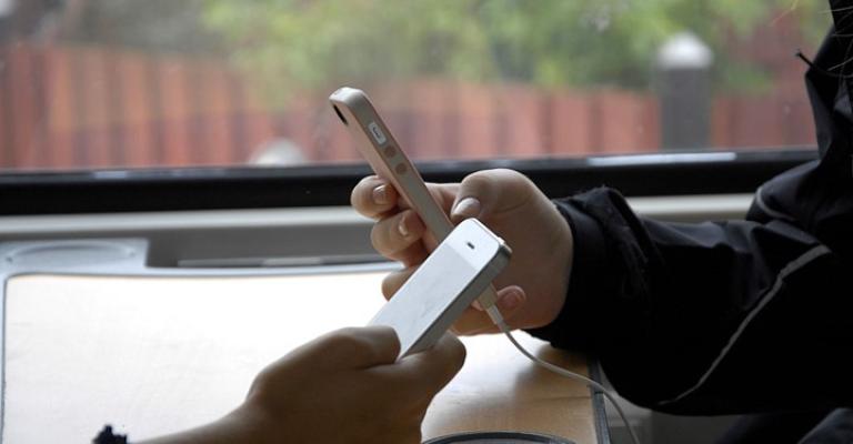 ما تأثير مواقع التواصل على الشباب؟ ما تأثير مواقع التواصل على الشباب؟