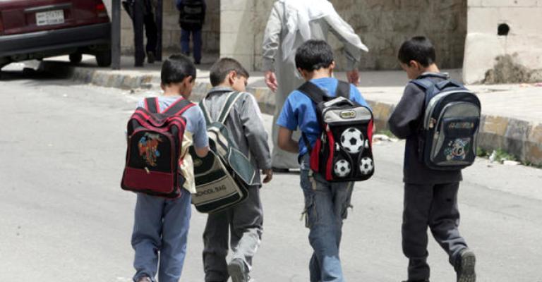 طلبة المدارس على أبواب العطلة الصيفية