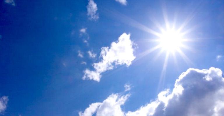 ارتفاع على الحرارة والعظمى في عمان 28 درجة ارتفاع على الحرارة والعظمى في عمان 28 درجة