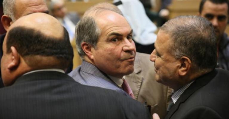 حكومة الملقي تقدم تقرير أعمالها على مدى عام حكومة الملقي تقدم تقرير أعمالها على مدى عام