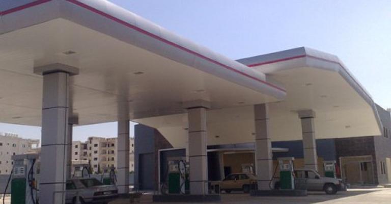 أصحاب المحطات: عشوائية ومزاجية بإصدار التصاريح