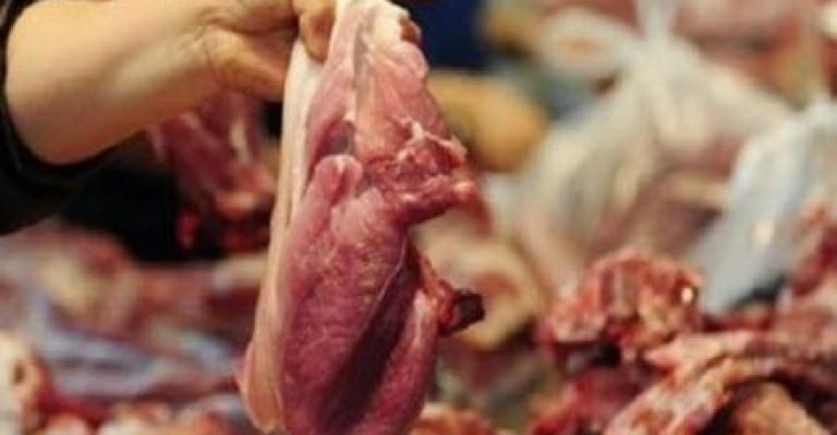 اتلاف لحوم ابقار مصابة بامراض معدية في اربد اتلاف لحوم ابقار مصابة بامراض معدية في اربد