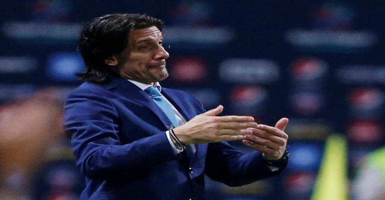 الفيصلي يعلن بدء مفاوضاته مع مدرب أجنبي لخلافة نيبوشا الفيصلي يعلن بدء مفاوضاته مع مدرب أجنبي لخلافة نيبوشا