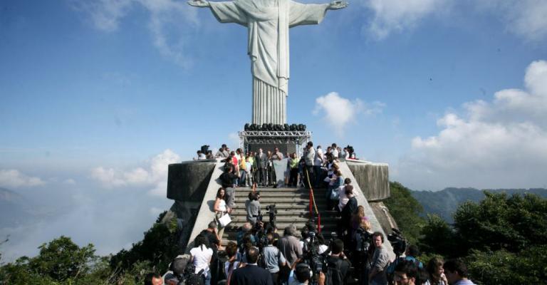 توأمة بين البترا وموقع تمثال المسيح المخلص توأمة بين البترا وموقع تمثال المسيح المخلص