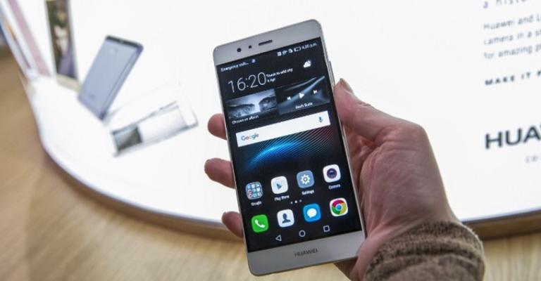 بيع معلومات مستخدمي الهواتف أصبح متاحا بيع معلومات مستخدمي الهواتف أصبح متاحا