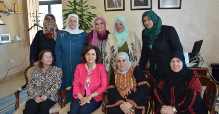 لطوف: خمسة آلاف وأربع مائة جمعية خيرية في الأردن لطوف: خمسة آلاف وأربع مائة جمعية خيرية في الأردن