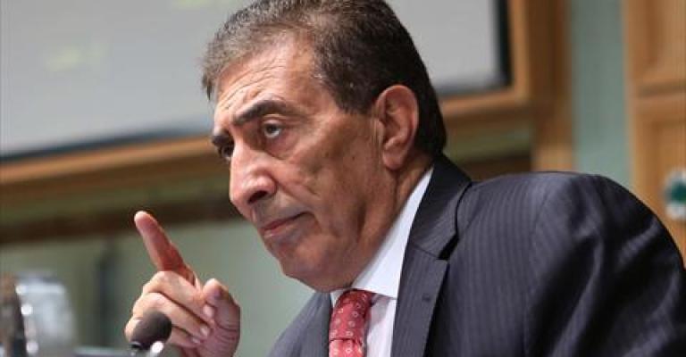 الطراونة يدعو البرلمان العربي والإسلامي لاجتماع طارئ الطراونة يدعو البرلمان العربي والإسلامي لاجتماع طارئ