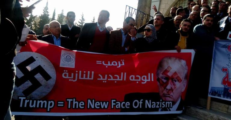 ملتقى نقابي يدعو لتشكيل لجنة للتصدي لقرار نقل السفارة