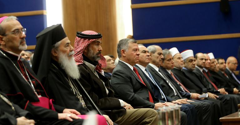 الملك يلتقي رجال دين وشخصيات وقيادات مسيحية في الأردن والقدس