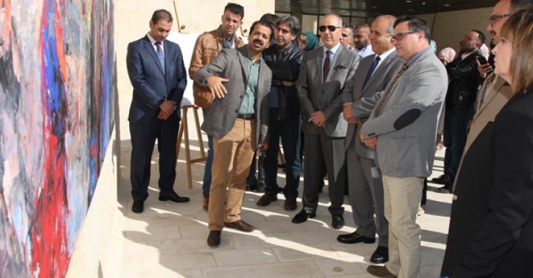 جدارية تسرد نضال المرابطين في القدس