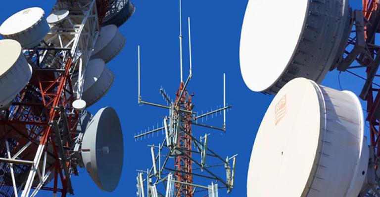 ارتفاع إيرادات قطاع الاتصالات الى 2.1 مليار دولار ارتفاع إيرادات قطاع الاتصالات الى 2.1 مليار دولار