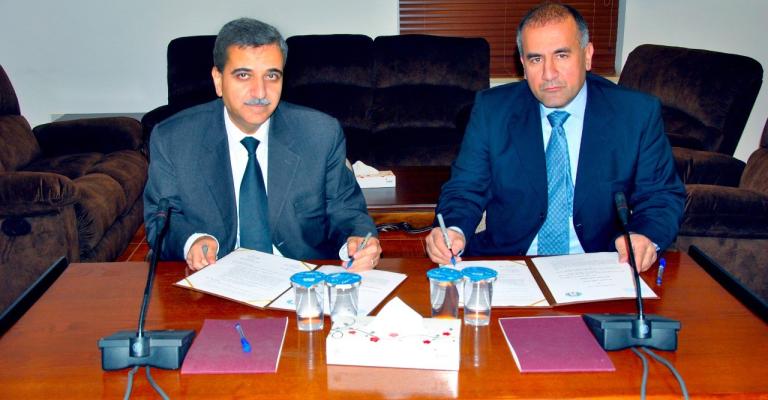 د. أبوحمور يدعو إلى تعزيز التعاون بين مراكز الفكر العربية والدولية لمواجهة تحديات المرحلة د. أبوحمور يدعو إلى تعزيز التعاون بين مراكز الفكر العربية والدولية لمواجهة تحديات المرحلة