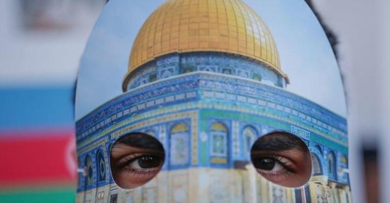 "القدس الموحدة" قانون يغلق الباب أمام اي مفاوضات حول القدس "القدس الموحدة" قانون يغلق الباب أمام اي مفاوضات حول القدس