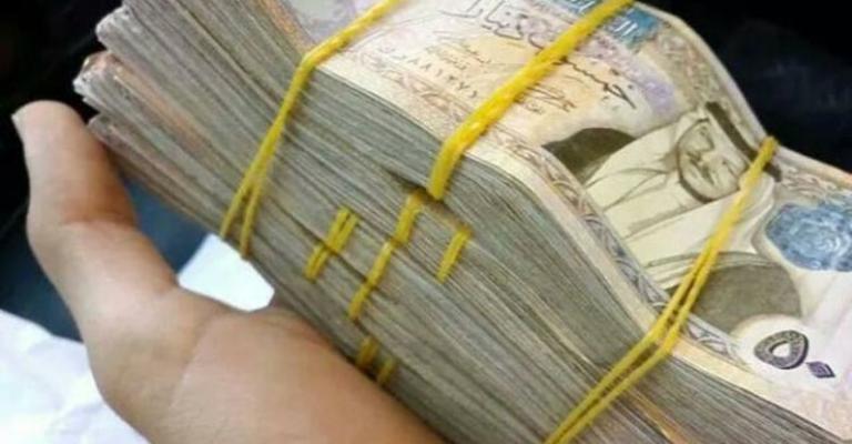750 مليون دينار عجز الموازنة بعد المنح 750 مليون دينار عجز الموازنة بعد المنح