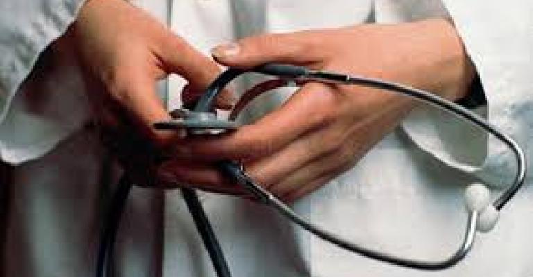 الممرضين" تحذر من الشكاوى الكيدية بحق المعتدين على منتسبيها الممرضين" تحذر من الشكاوى الكيدية بحق المعتدين على منتسبيها