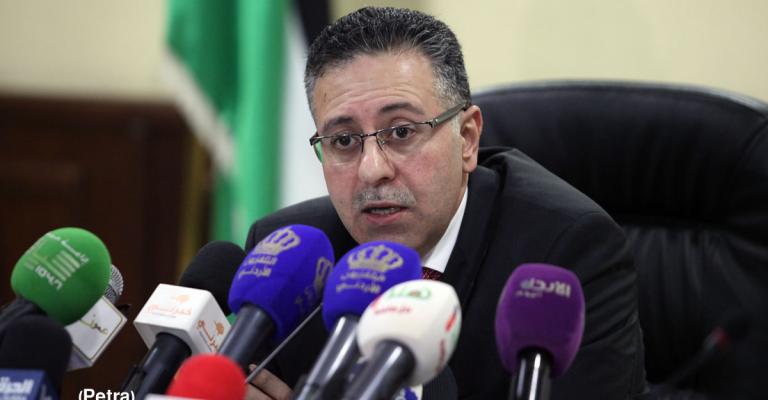 الإعلان عن الأسعار الجديدة لمادة الخبز الإعلان عن الأسعار الجديدة لمادة الخبز