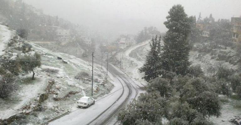 بلدية عجلون تعلن حالة الطوارئ للتعامل مع المنخفض بلدية عجلون تعلن حالة الطوارئ للتعامل مع المنخفض