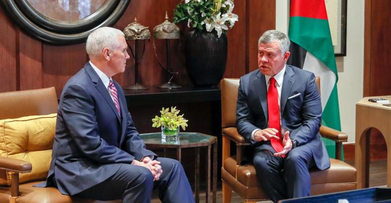 الملك مخاطبا بنس: الصراع الفلسطيني الإسرائيلي مصدر عدم استقرار الملك مخاطبا بنس: الصراع الفلسطيني الإسرائيلي مصدر عدم استقرار