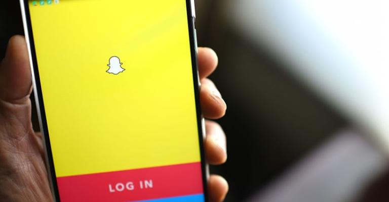 سناب شات يتيح للمستخدمين مشاركة المنشورات خارج التطبيق
