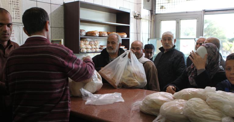 الصناعة ترفع الغرامات بحق المخابز المخالفة لتصل بحد اعلى 10 آلاف دينار