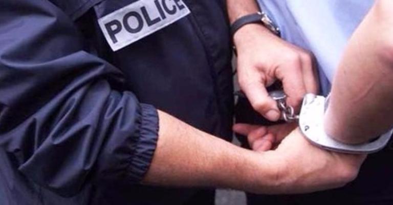 اربد: القبض على مشبوهين بسلب محلات تجارية اربد: القبض على مشبوهين بسلب محلات تجارية