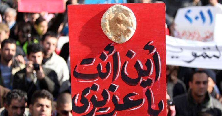 أردنيون يستدينون الخبز بعد ارتفاع أسعاره