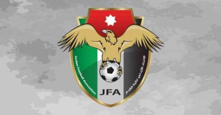 فرض عقوبات على اندية ومدربين ولاعبين