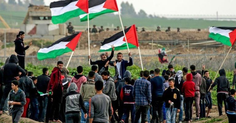 الفلسطينيون يحيون الذكرى الـ42 ليوم الأرض الفلسطينيون يحيون الذكرى الـ42 ليوم الأرض