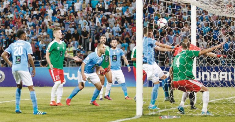 الوحدات على بعد نقطة من لقب المناصير الوحدات على بعد نقطة من لقب المناصير