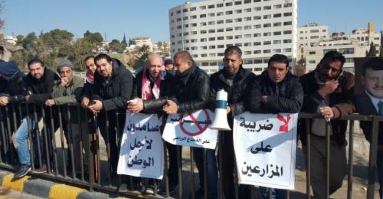 المزارعون يحذرون من انهيار القطاع بفرض الضريبة على مدخلات الإنتاج