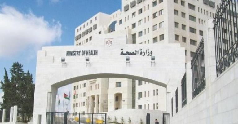 التنسيب بترحيل عمال وافدين لإصابتهم بأمراض معدية