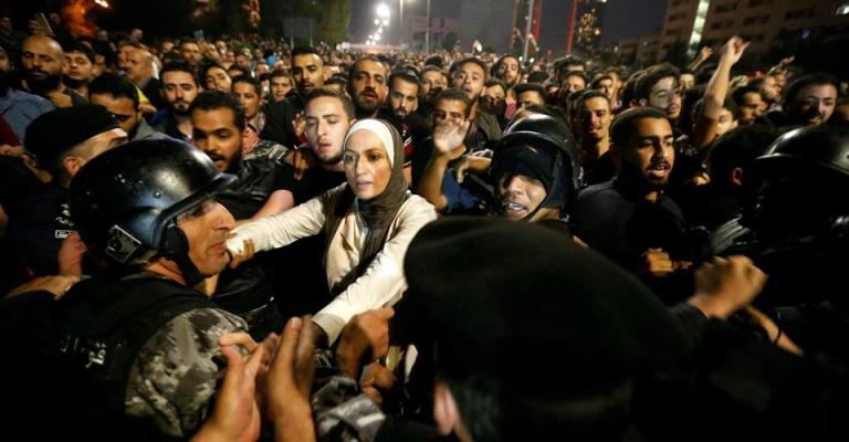 رئيس "الأعيان" : الملك لم يكلف أحدا بعد بتشكيل الحكومة رئيس "الأعيان" : الملك لم يكلف أحدا بعد بتشكيل الحكومة