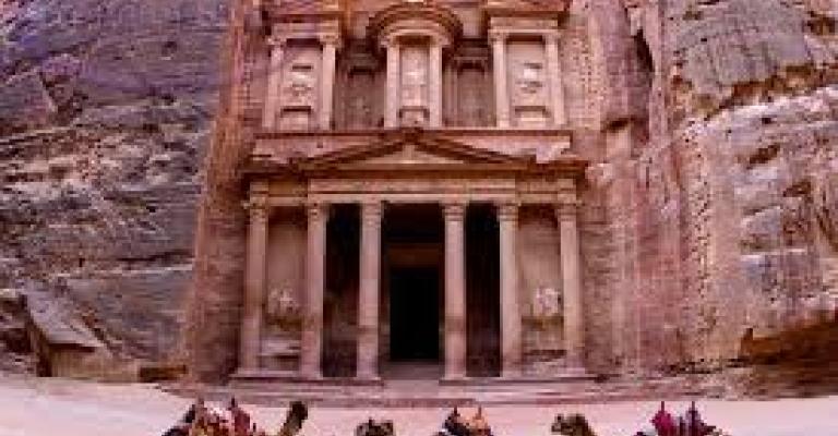 3 مليارات دولار الدخل السياحي للمملكة لنهاية تموز