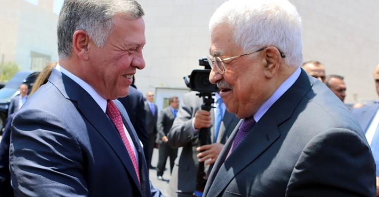 الأردنيون مشغولون بالحديث عن "الكونفدرالية" مع فلسطين الأردنيون مشغولون بالحديث عن "الكونفدرالية" مع فلسطين