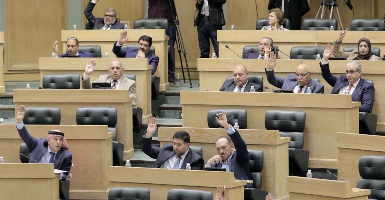 النواب يحيل مشروع قانون الجرائم الالكترونية إلى اللجنة القانونية النواب يحيل مشروع قانون الجرائم الالكترونية إلى اللجنة القانونية