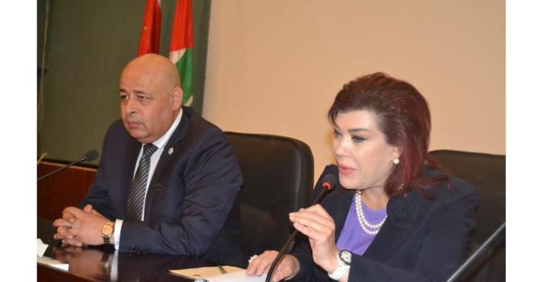 السفيرة السهيل: أولوية أردنية بإعادة إعمار العراق