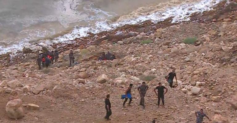 ارتفاع عدد ضحايا حادثة البحر الميت إلى 20 وفاة 35 إصابة