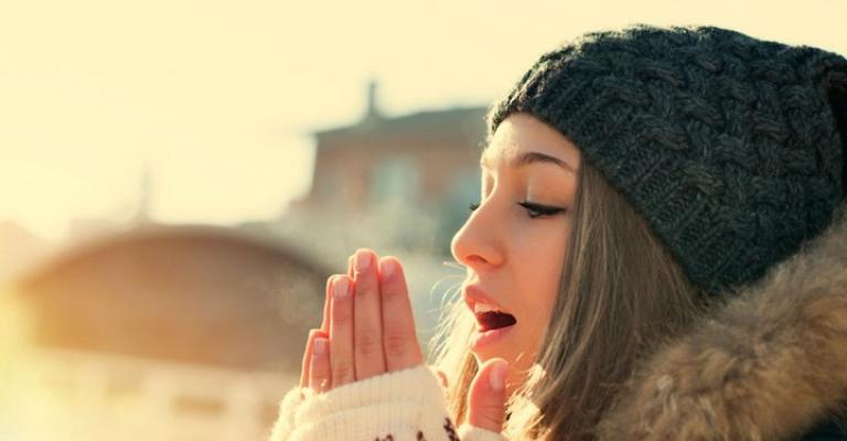 هل يمكن للطقس البارد أن يزيد من خطر إصابتك بنوبة قلبية؟