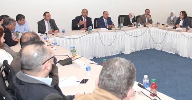 الشواربة: تشكيل فريق للتعامل مع الظروف الجوية