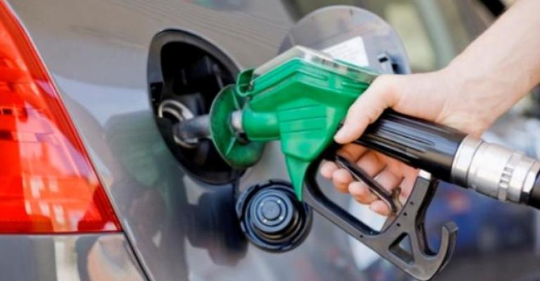 عطية يسأل حول الجهة المسؤولة رقابياً عن استيراد البنزين والسولار والكاز