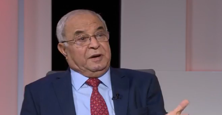 العبادي يدافع عن تعيين زوجي ابنتيه وزيرين وينتقد وزراء في الحكومة العبادي يدافع عن تعيين زوجي ابنتيه وزيرين وينتقد وزراء في الحكومة